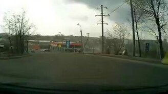 Бесплатная раздача шин на дороге - смотреть видео (0:29)