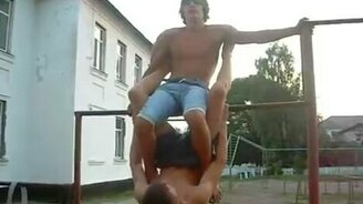 Сейчас мы покажем трюк... - смотреть видео (0:16)