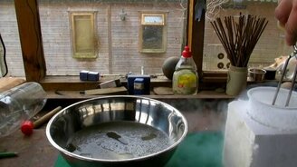 Десятка опытов с жидким азотом - смотреть видео (5:50)