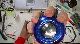 Карманная зарядка для мобильного телефона - смотреть видео (1:33)