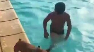 Ну, дай ты мне поплавать! - смотреть видео (0:47)