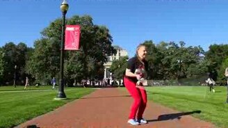 Мастерские прыжки через скакалку - смотреть видео (1:30)