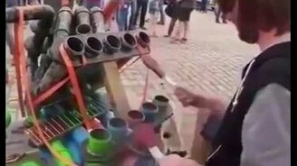 Уличный трубач-диджей - смотреть видео (1:00)