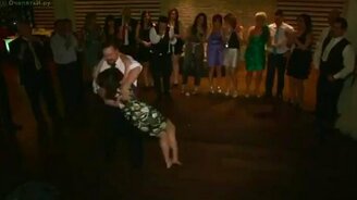 Закружил девчонку - смотреть видео (0:28)