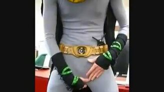 Бэтмен что-то потерял - смотреть видео (0:55)