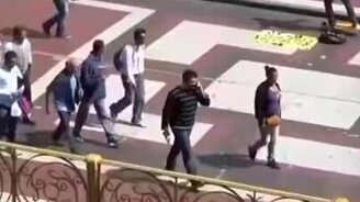 Отнять телефон за шесть секунд - смотреть видео (0:39)