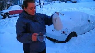 Кипяток на 30-градусном морозе - смотреть видео (0:32)