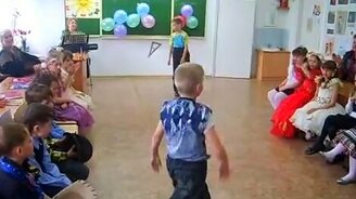 Школьный брейк-данс - смотреть видео (1:06)
