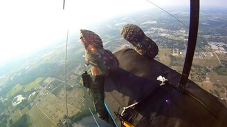 Экстрим на дельтаплане - смотреть видео (3:27)