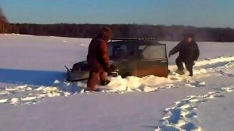 Русская Нива против сугробов - смотреть видео (3:18)