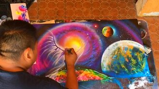 Парень рисует ярко и красиво - смотреть видео (7:25)