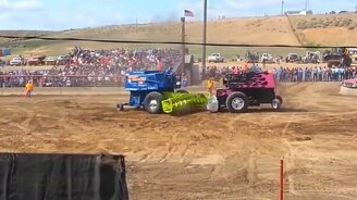 Битва комбайнов - смотреть видео (5:55)