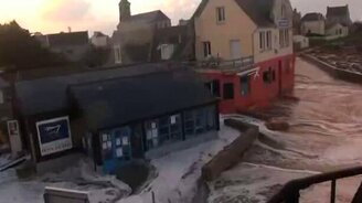 Чем плоха жизнь у моря - смотреть видео (0:42)