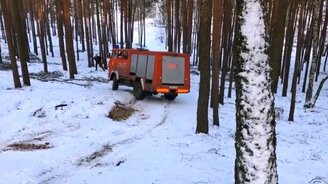 Экстрим на пожарной машине - смотреть видео (0:37)