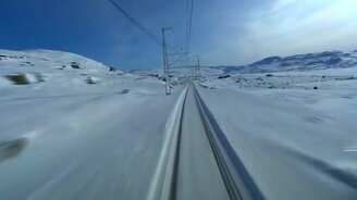 Зимний пейзаж из кабины машиниста - смотреть видео (4:31)