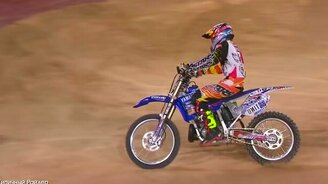 Мотокросс: крутые трюки - смотреть видео (4:00)