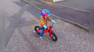 Прирождённый маленький актёр - смотреть видео (0:29)