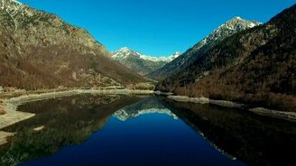 Природа Западной Франции с высоты птичьего полёта - смотреть видео (1:29)