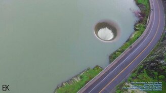 Впечатляющая рукотворная воронка - смотреть видео (3:28)