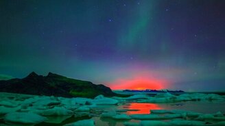 Красивейшее северное сияние - смотреть видео (4:15)