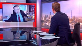 Дети ворвались в прямой эфир - смотреть видео (0:44)