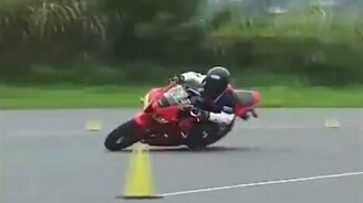 Красивая мотоджимхана - смотреть видео (1:52)