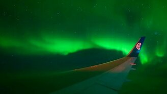 Невероятное полярное сияние - смотреть видео (0:42)