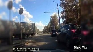 Когда не чуешь габариты - смотреть видео (5:23)