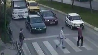 Главный пешеход - смотреть видео (0:22)