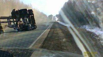 Берегись лесовоза! - смотреть видео (2:00)