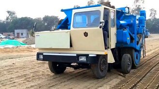 Мобильный завод по производству кирпича - смотреть видео (4:24)