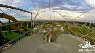 Скатились с высочайшей водной горки - смотреть видео (1:38)