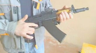 АКС-74У из картона - смотреть видео (6:45)