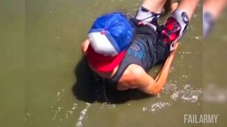 Неудачи в водном спорте - смотреть видео (4:21)