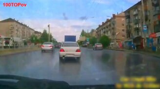 Очень необычные происшествия на дорогах - смотреть видео (10:17)