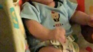 О, это пульт от телевизора! - смотреть видео (1:40)