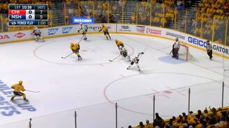 Ловко отбил шайбу - смотреть видео (0:48)