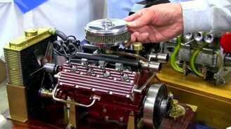 Бензиновый минидвигатель V8 - смотреть видео (1:11)