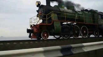 Паровозы и локомотивы в сборке - смотреть видео (9:38)