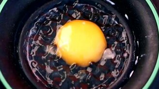 Реакция вещей на вибрации - смотреть видео (1:31)