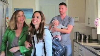 Отец впервые наедине с ребёнком - смотреть видео (1:43)