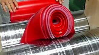 Смешивание силикона и краски - смотреть видео (1:38)