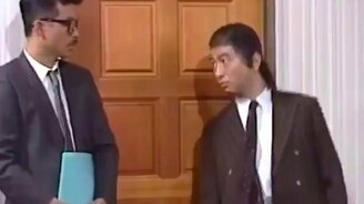 Розыгрыш с дверью в офисе - смотреть видео (2:50)