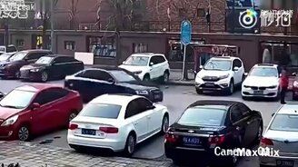 Неудачники и невезунчики на дороге - смотреть видео (5:15)