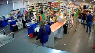 Грабительница века - смотреть видео (0:30)