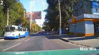 Полёты канализационных люков - смотреть видео (4:44)