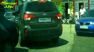 Сборник курьёзных дорожных аварий - смотреть видео (8:53)