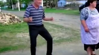 Русские приколы с озвучкой - смотреть видео (6:32)