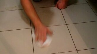 Как очистить швы между плиткой - смотреть видео (3:16)