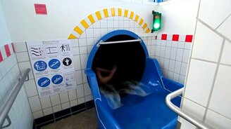 Магическая водная горка - смотреть видео (1:22)